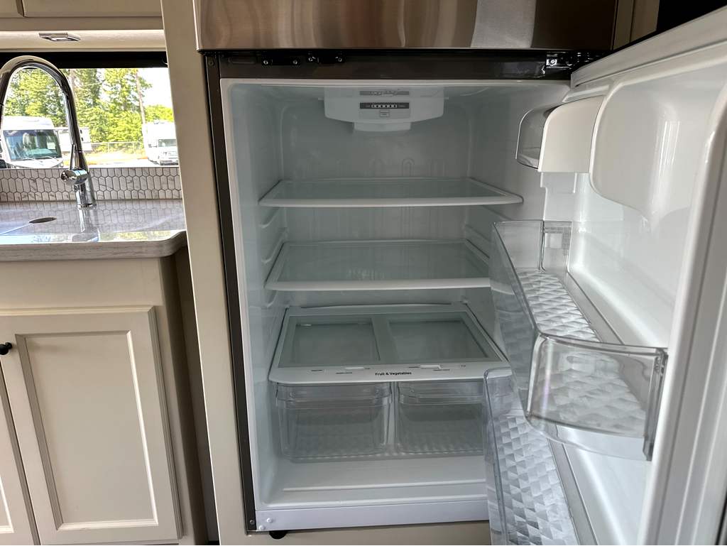 2019 TIFFIN ALLEGRO 34 PA - Image 16