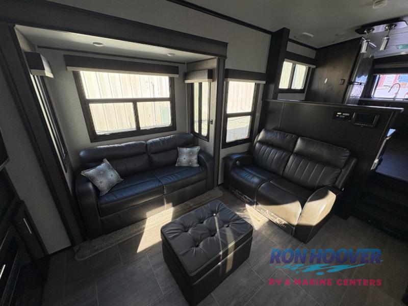 2020 JAYCO NORTHPOINT 383FKWS - Image 6