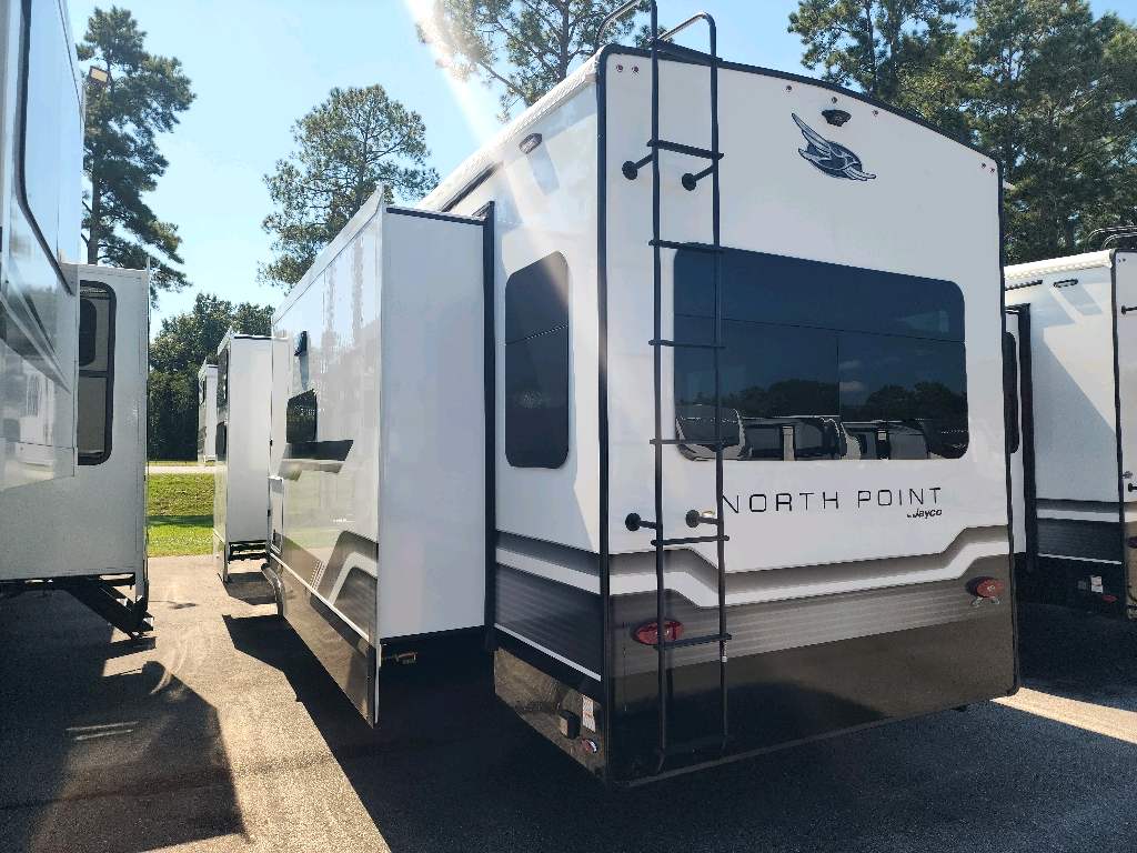 2027 JAYCO NORTH POINT 361RLBH - Image 3