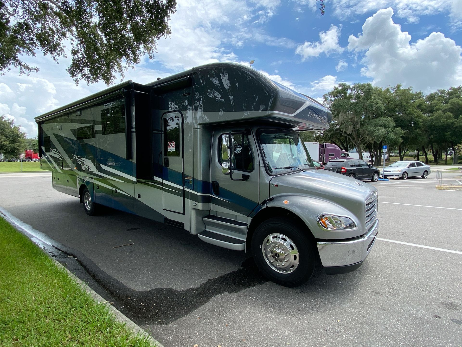 2025 Entegra Coach Accolade