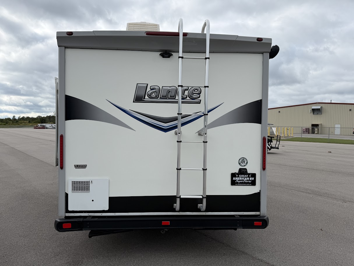 2016 Lance LANCE 2295 - Image 3