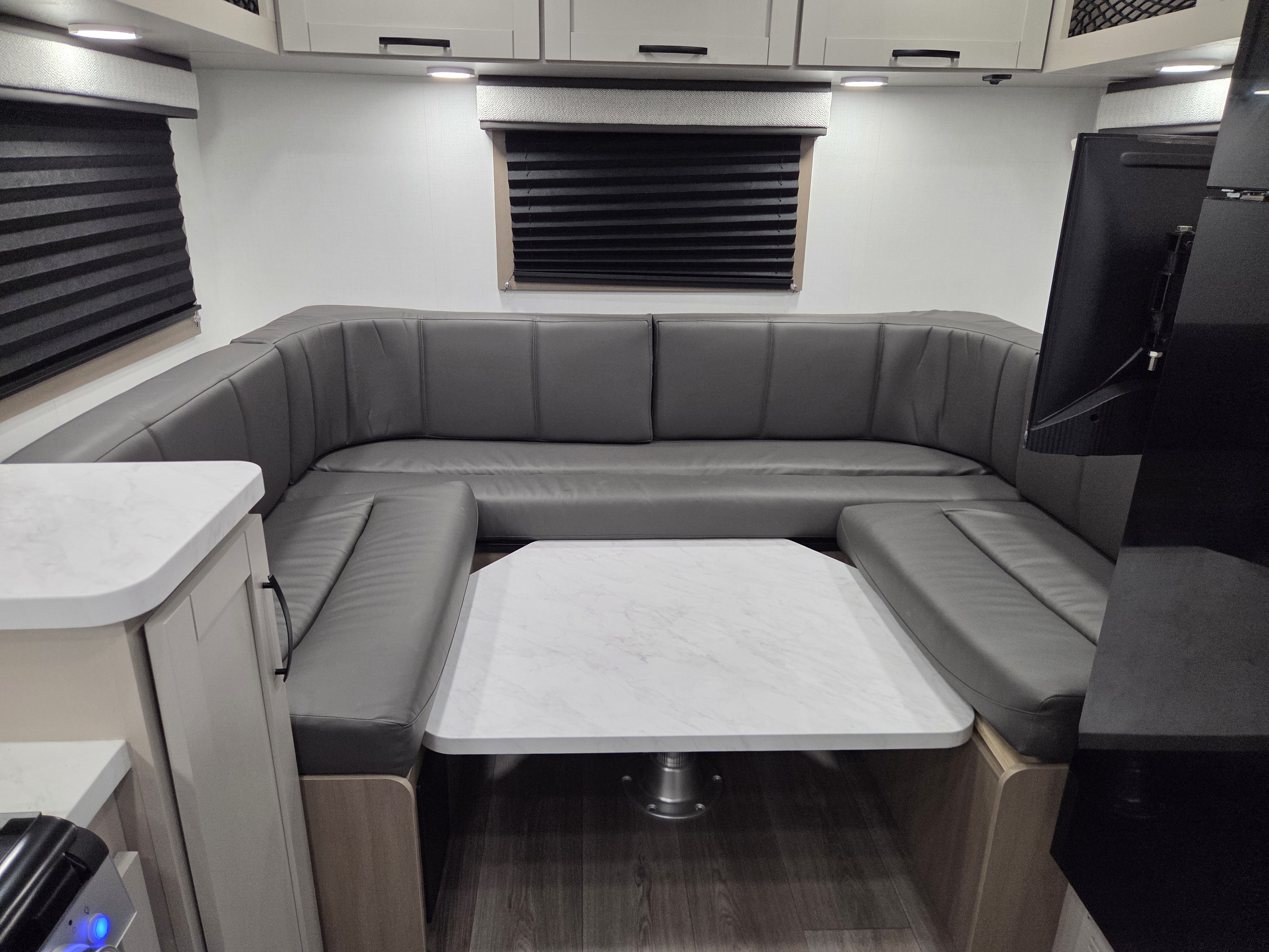 2027 Jayco Redhawk SE 20LF - Image 9
