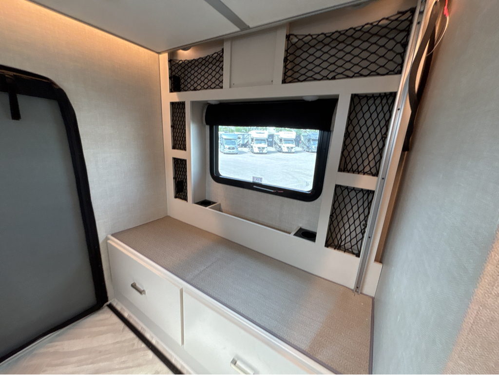 2026 THOR MOTOR COACH COMPASS 22MT - Image 19