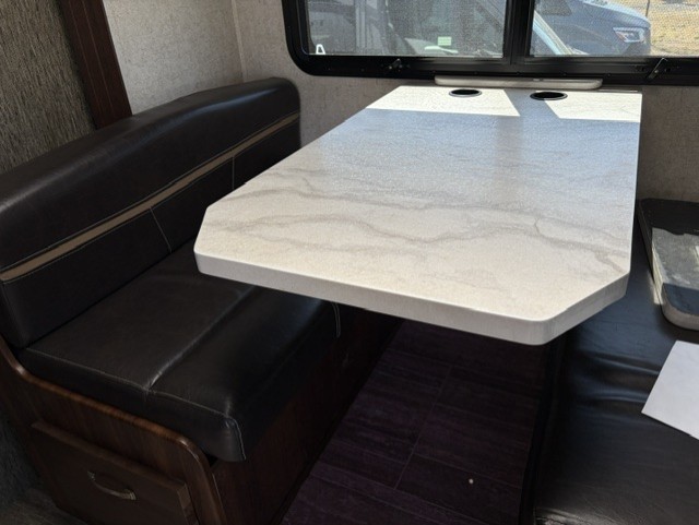 2018 Forest River Forester 2401R MBS - Image 11