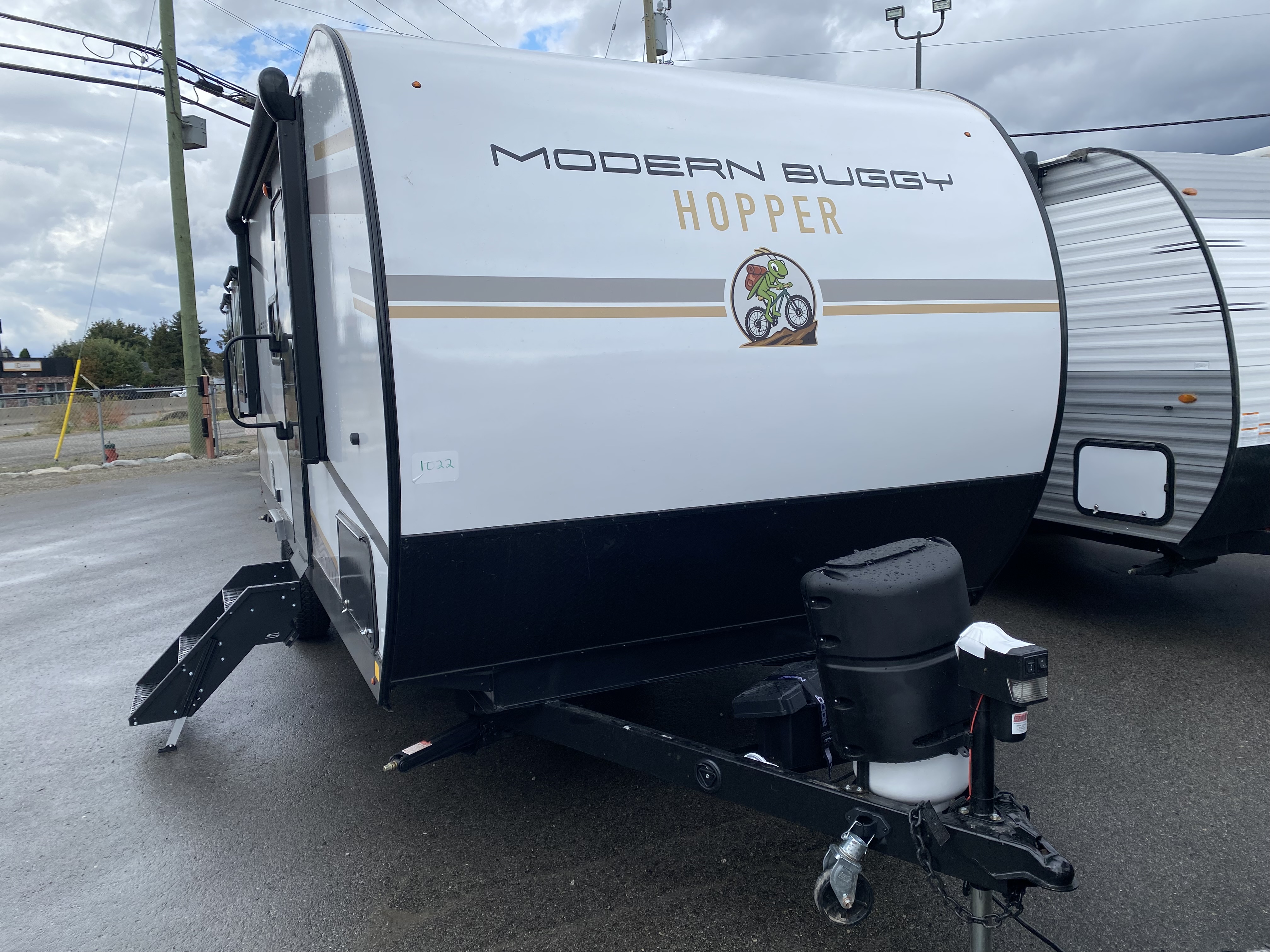 2027 Modern Buggy HOPPER 4 - Image 1