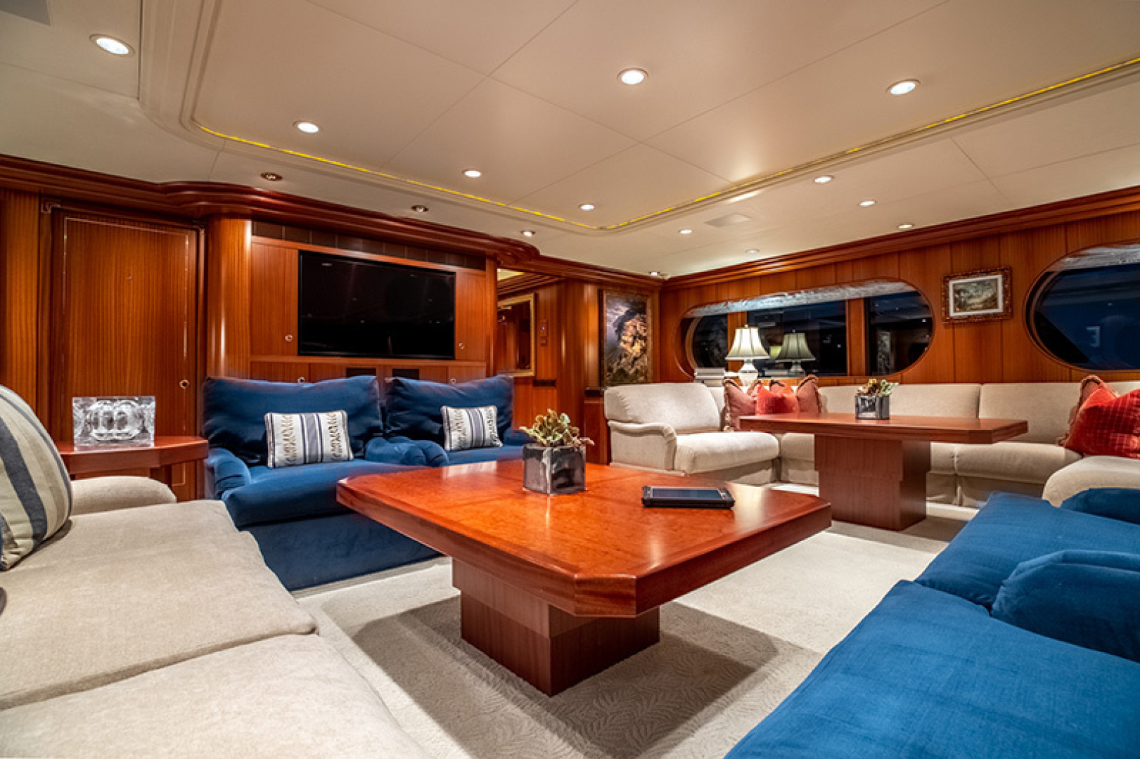 1992 Feadship Tri-Deck - Image 4