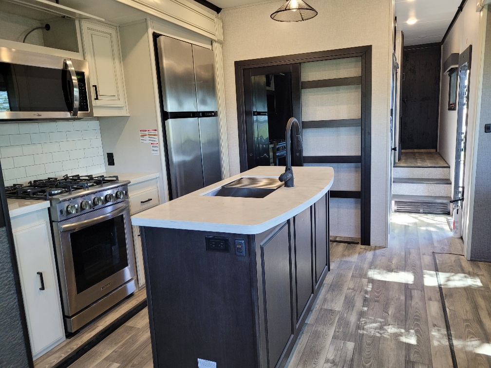 2023 Highland Ridge Open Range 371MBH - Image 11