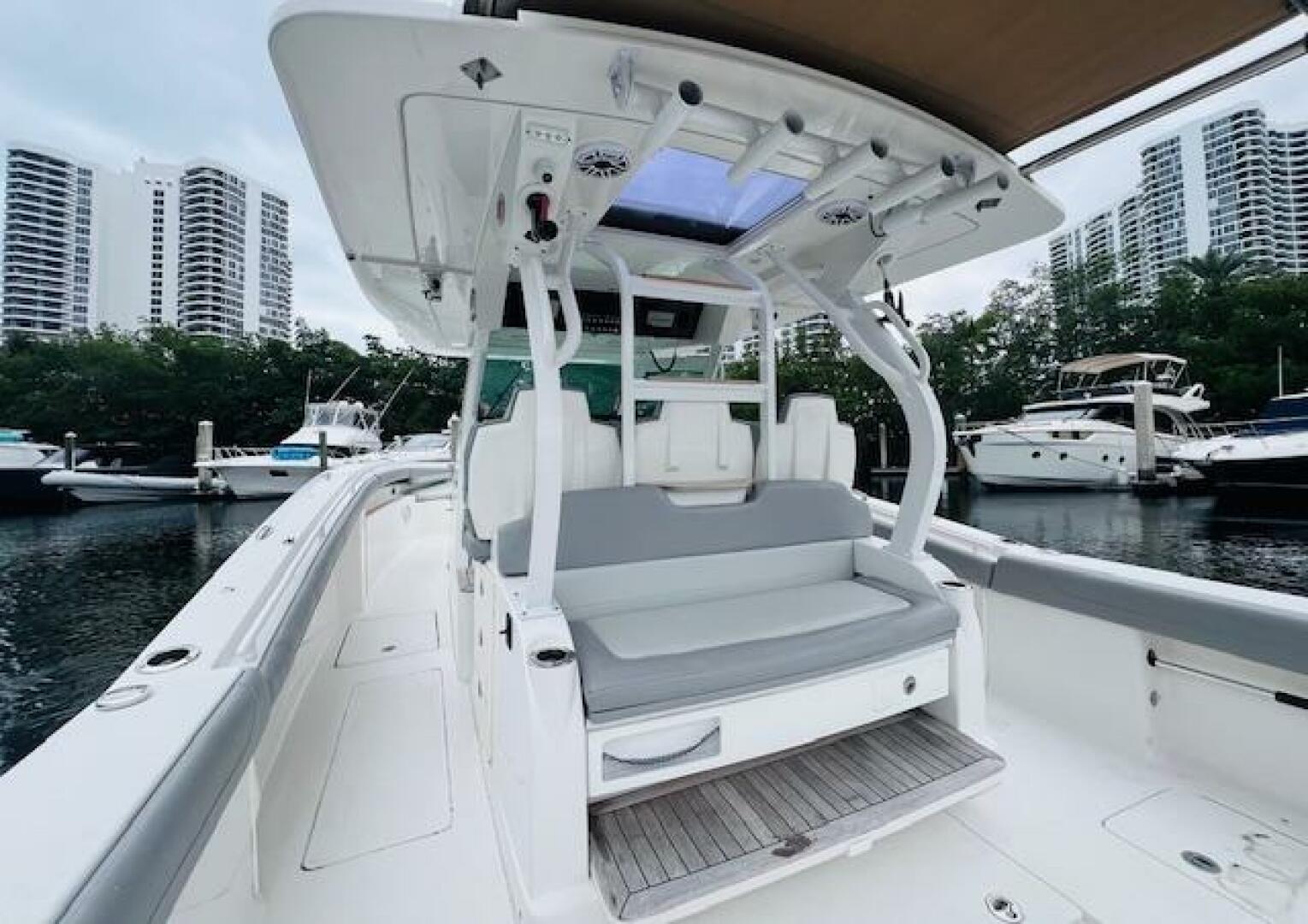 2018 Scout 380 LXF - Image 39