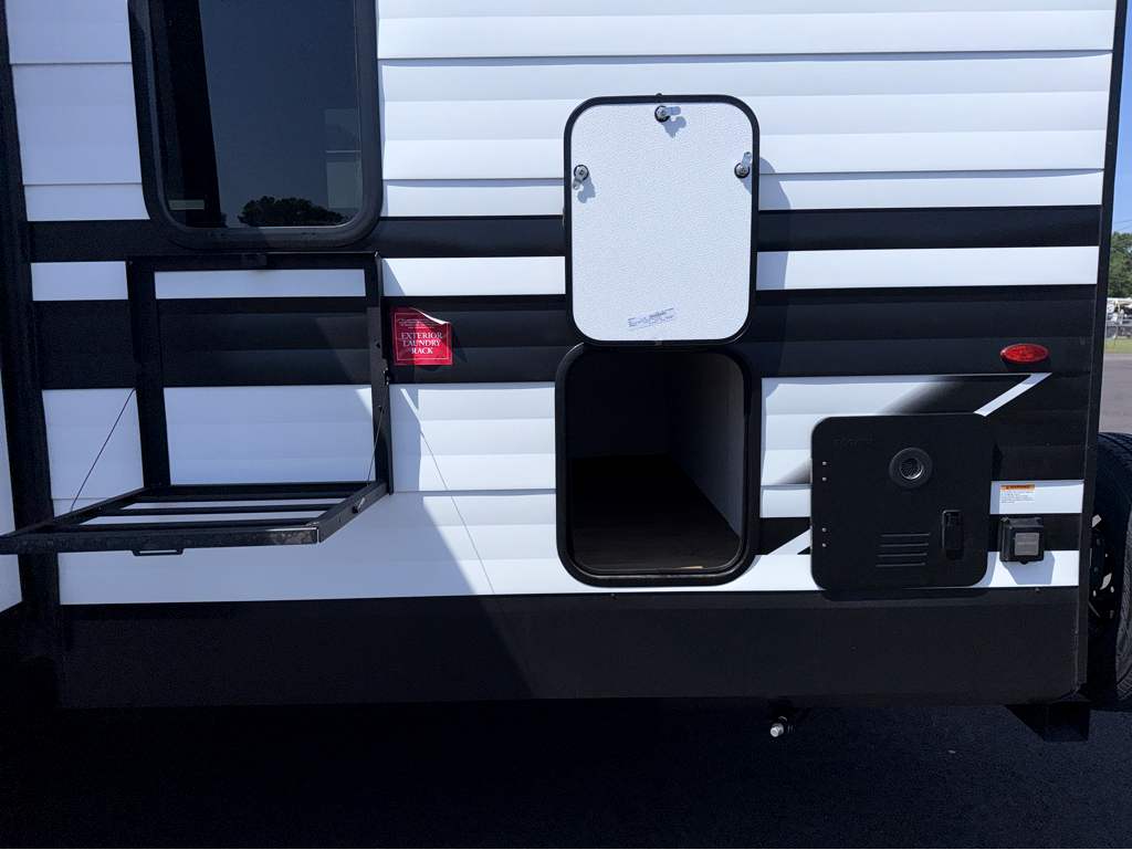2026 GRAND DESIGN TRANSCEND 265BHT - Image 6