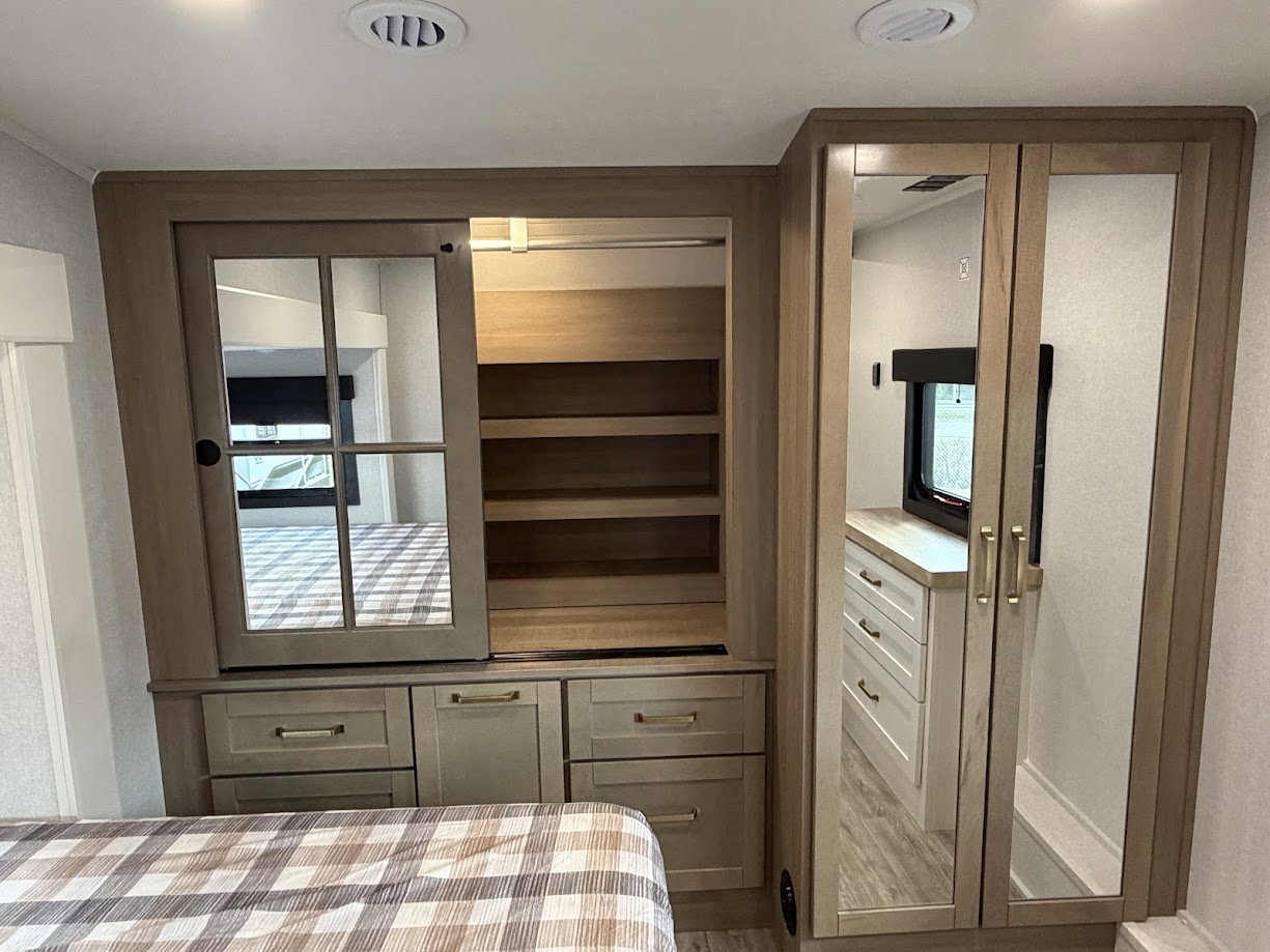 2026 JAYCO EAGLE 335LSTS - Image 49