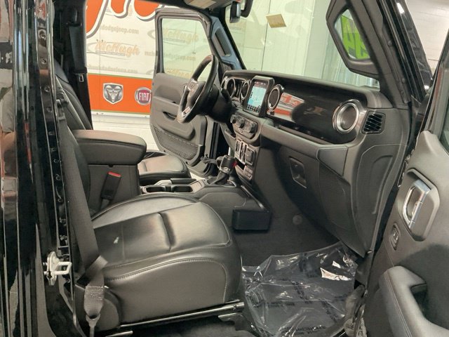 2022 Jeep Wrangler Unlimited Sahara Altitude - Image 28