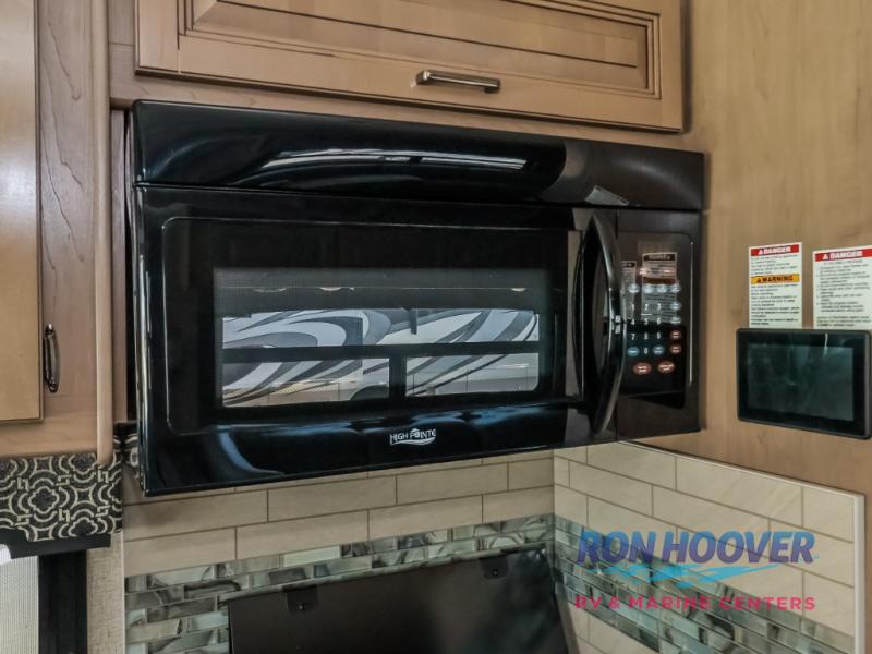 2020 THOR MOTOR COACH 35M - Image 15