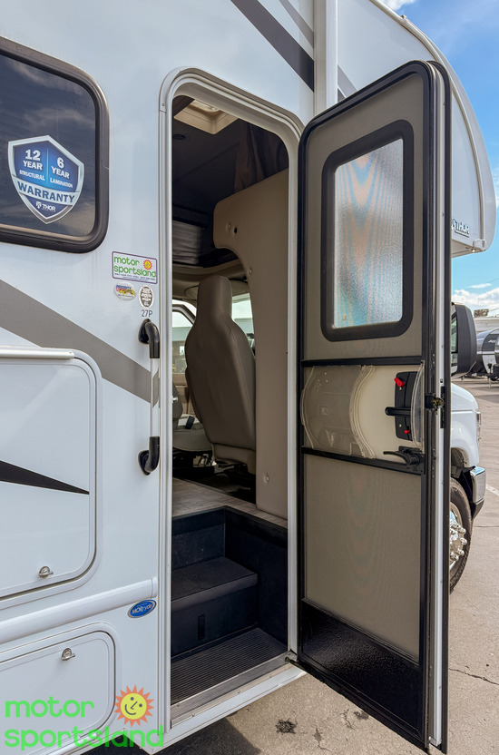 2025 Thor Motor Coach Chateau 27P - Image 38