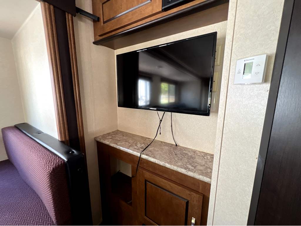 2018 FOREST RIVER WILDWOOD 254RLXL - Image 15
