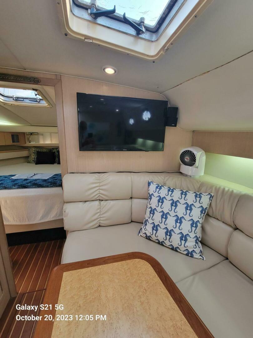1996 Tiara Yachts 4000 Express - Image 16