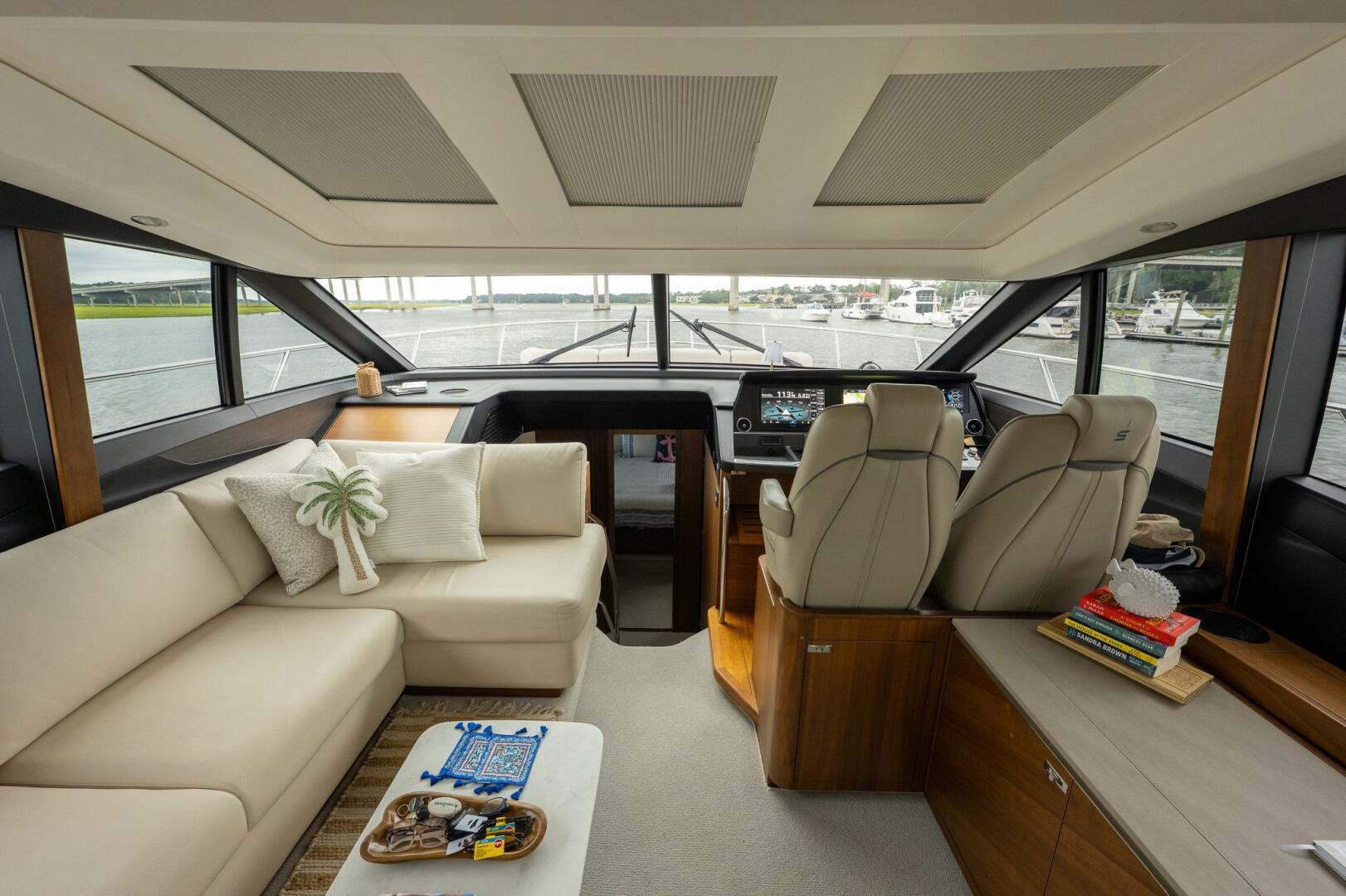 2021 Princess S62 - Image 46