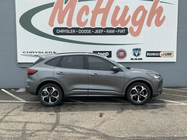 2023 Ford Escape Utility 4D ST-Line Select AWD - Image 4