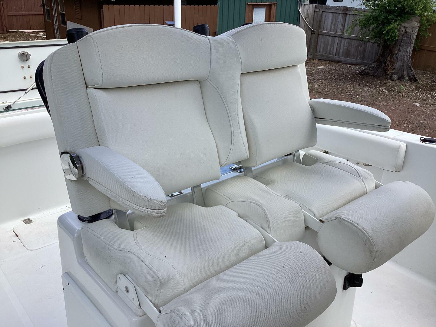 2018 Sea Hunt GAMEFISH 27FS Base - Image 38
