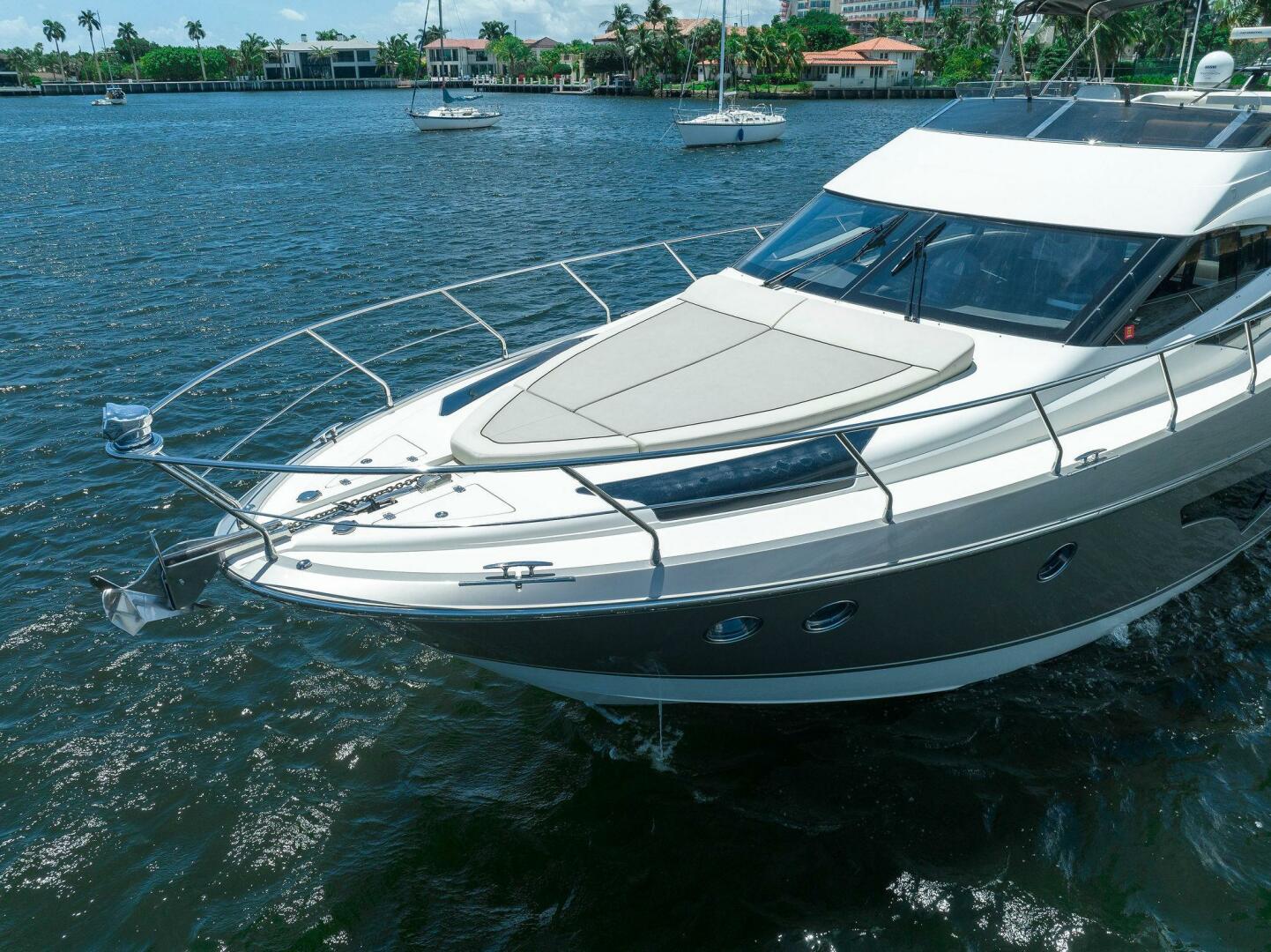 2011 Marquis - Image 5
