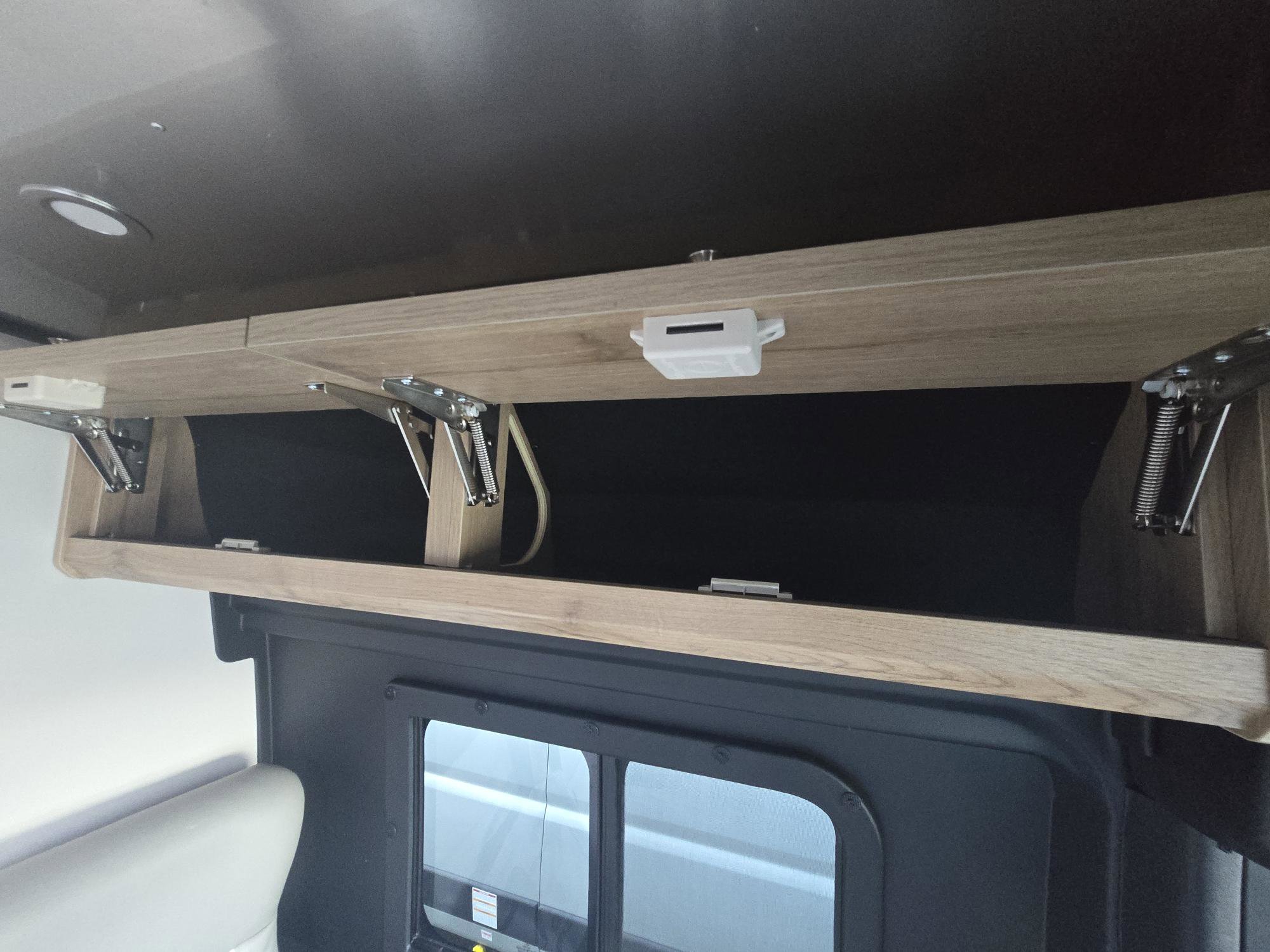 2026 AIRSTREAM RANGELINE - Image 15