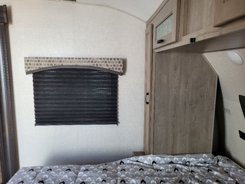 2021 Venture RV Sonic SN220VRB - Image 14