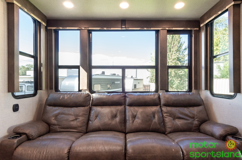 2018 Keystone Fuzion 417 - Image 25
