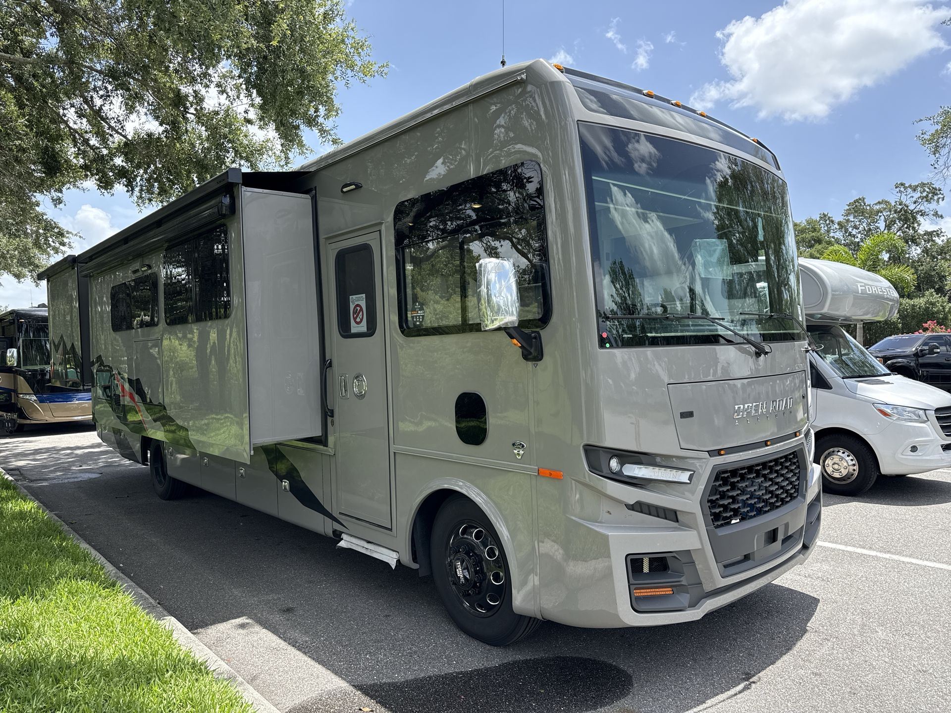 2026 Tiffin Open Road Allegro