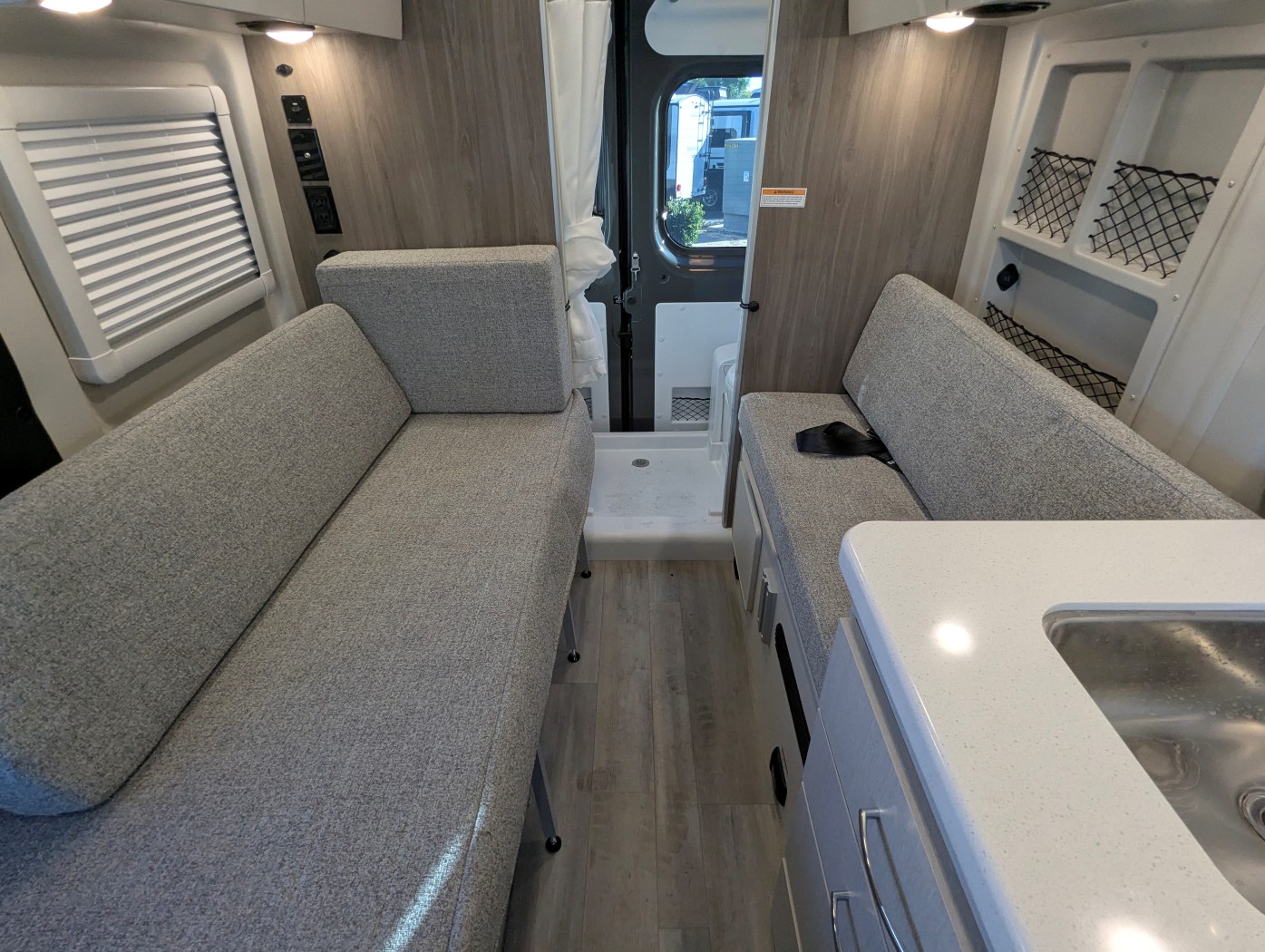 2026 Thor Motor Coach Rize 18G - Image 16