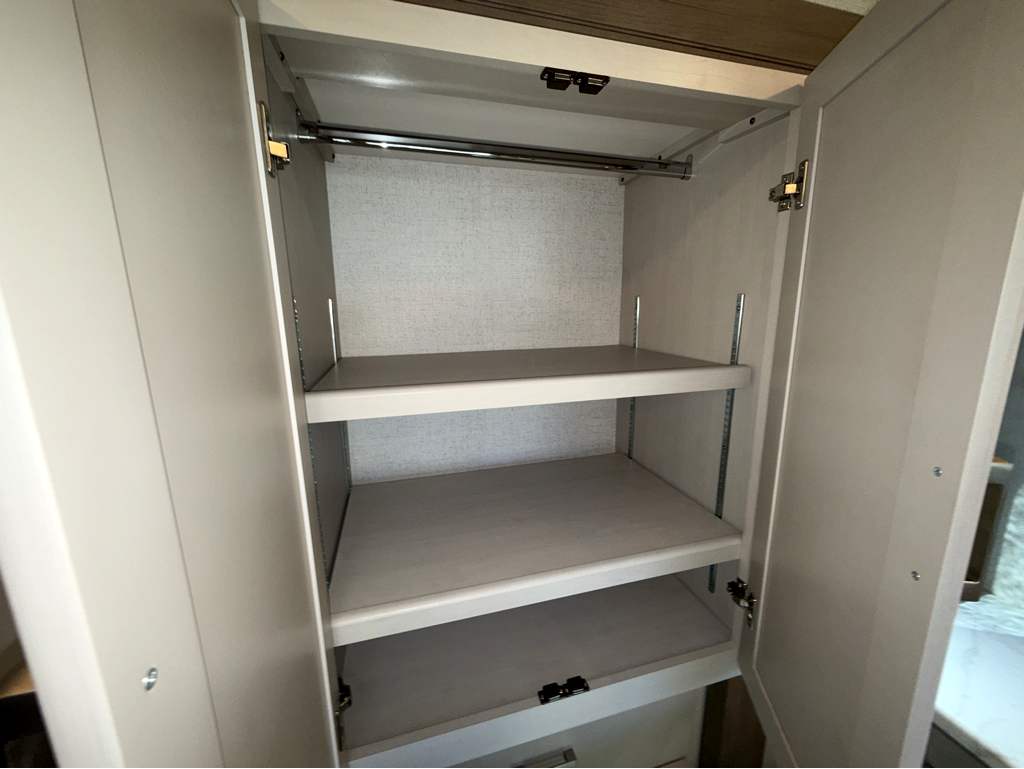 2026 THOR MOTOR COACH PALAZZO 33.5 - Image 32