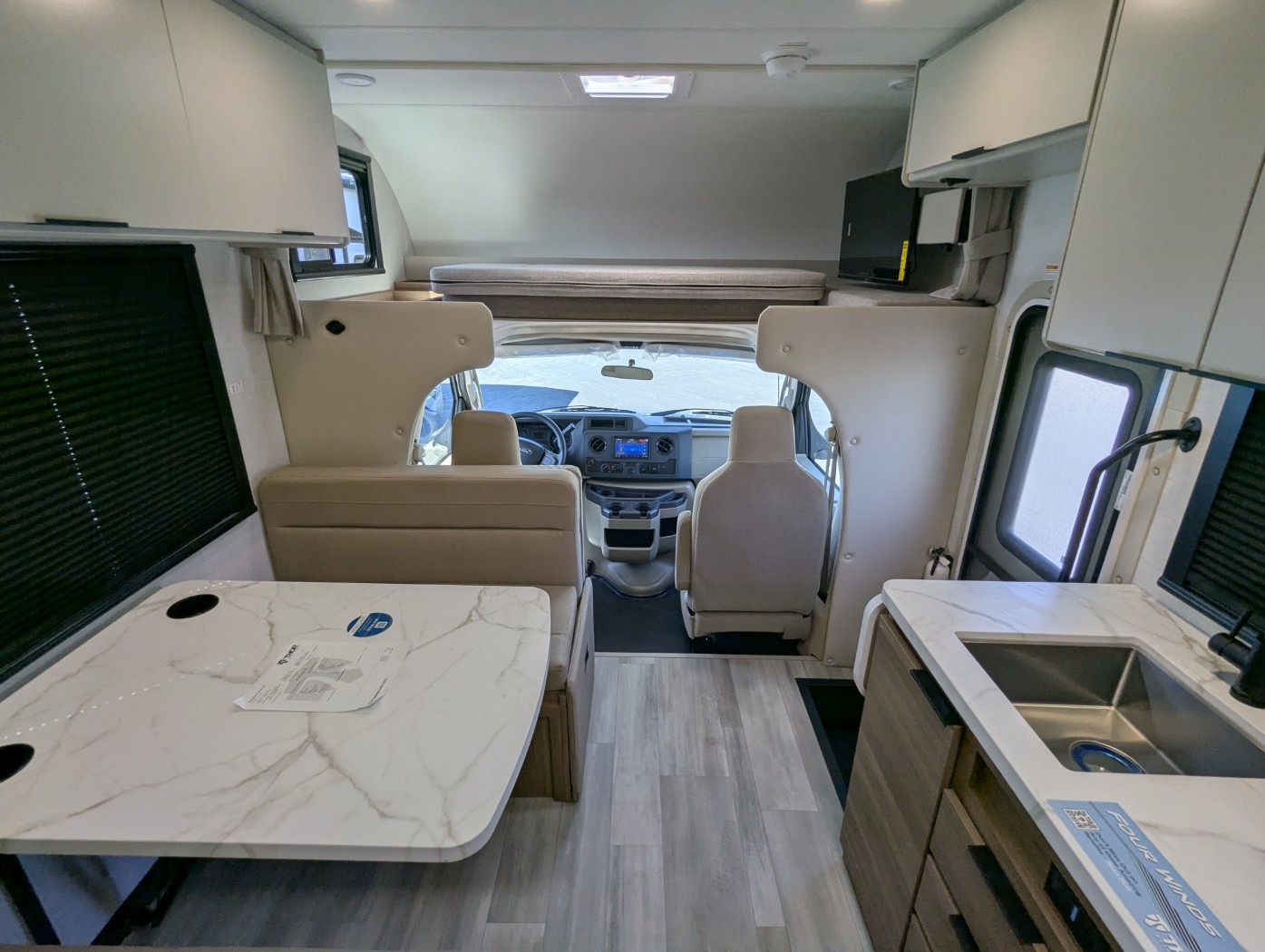 2027 Thor Motor Coach Four Winds 22Z - Image 32