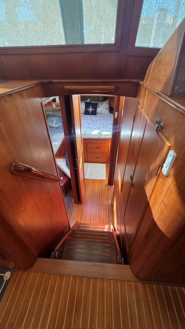 1997 Grand Banks 49 Classic - Image 44