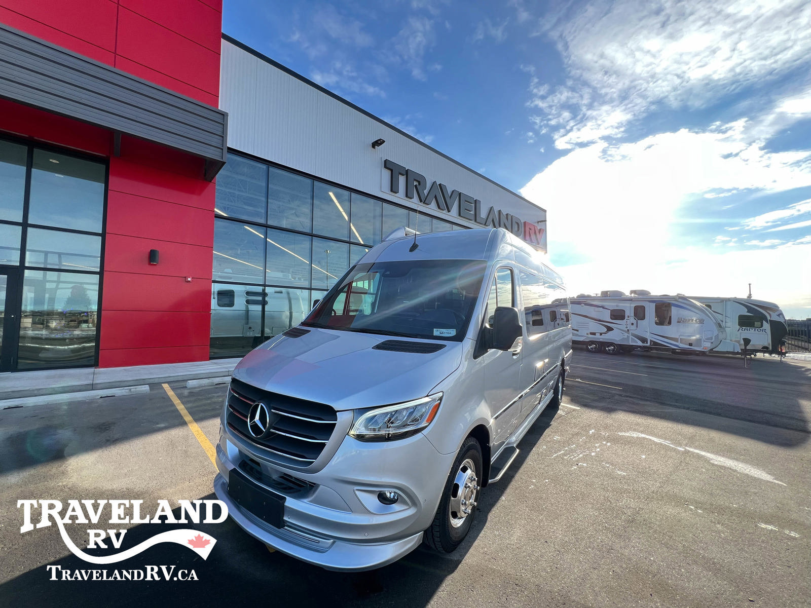 2023 AIRSTREAM INTERSTATE 24GT E-1 PKG - Image 1