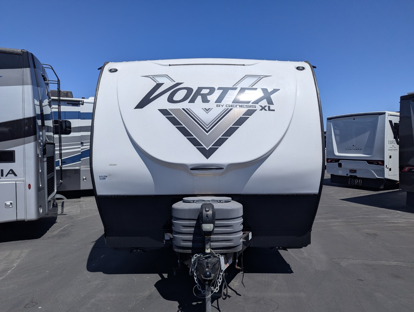 2025 Genesis Supreme Vortex V2715FSXL - Image 2