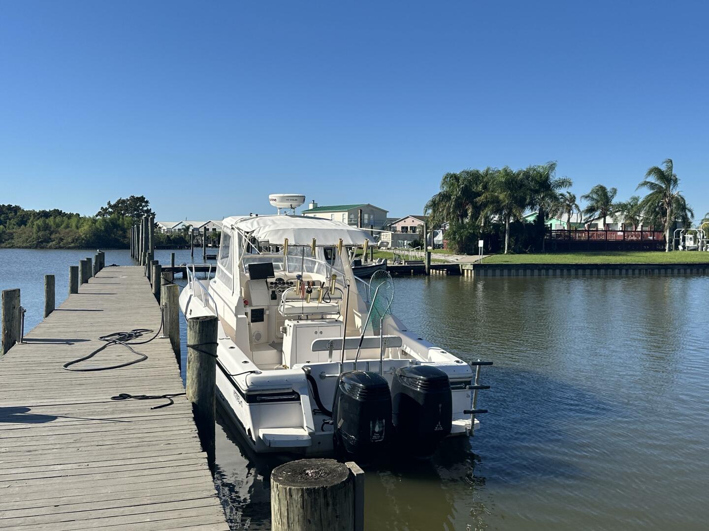 1994 Intrepid 376 Walkaround - Image 26