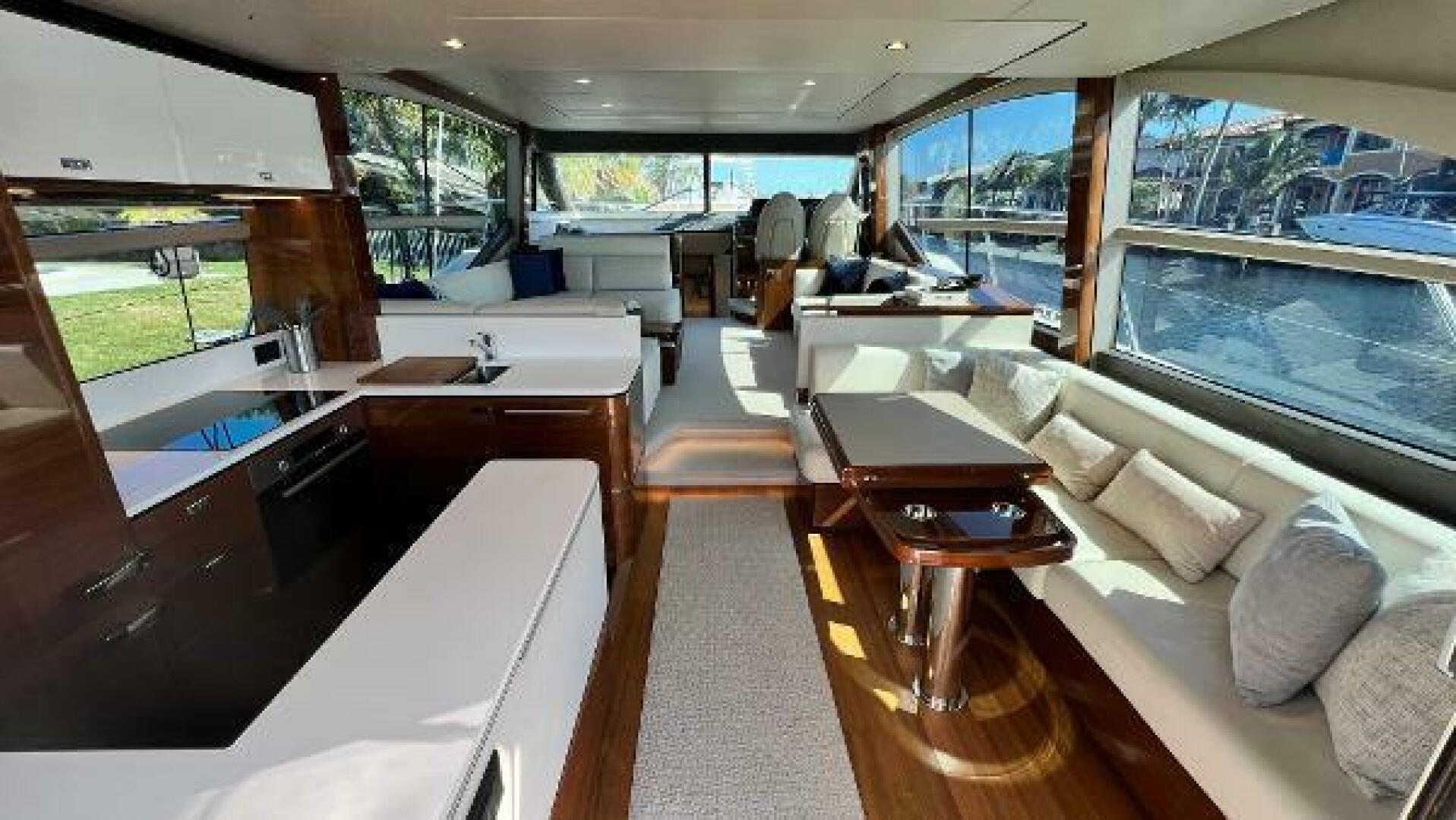2019 Princess F62 - Image 5