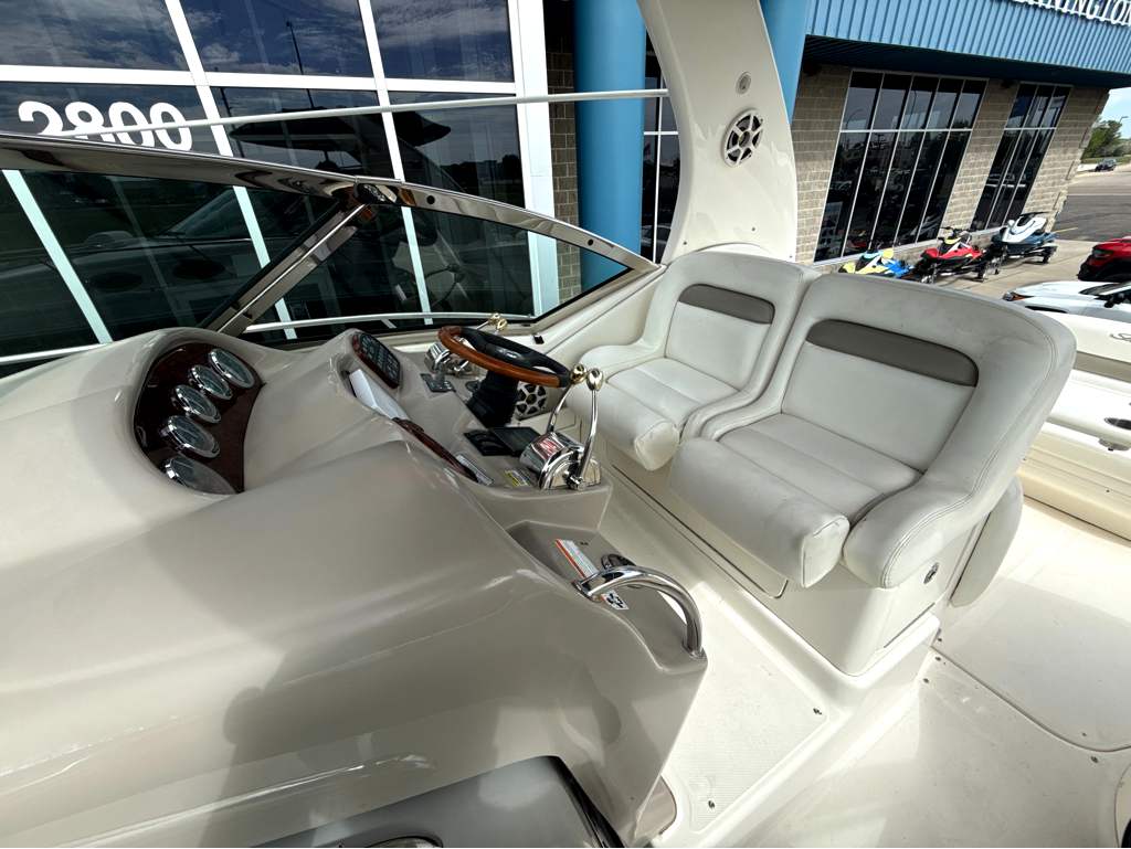 2006 Sea Ray 320 Sundancer - Image 16