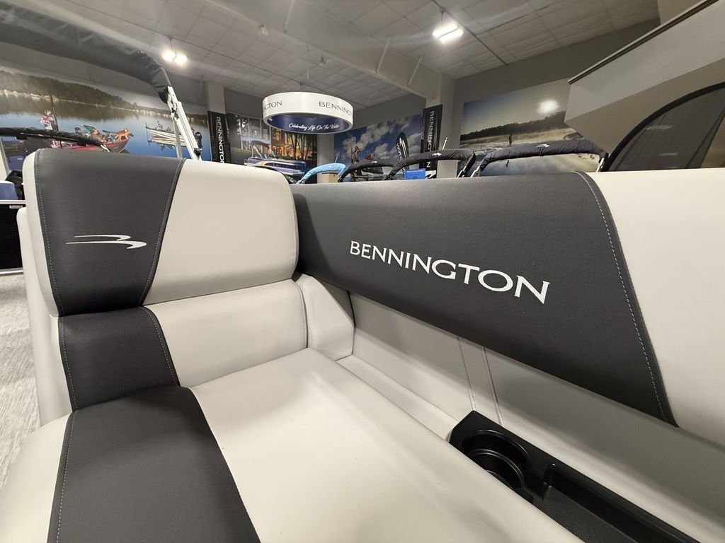 2026 Bennington 20SSR Pontoon - Image 8