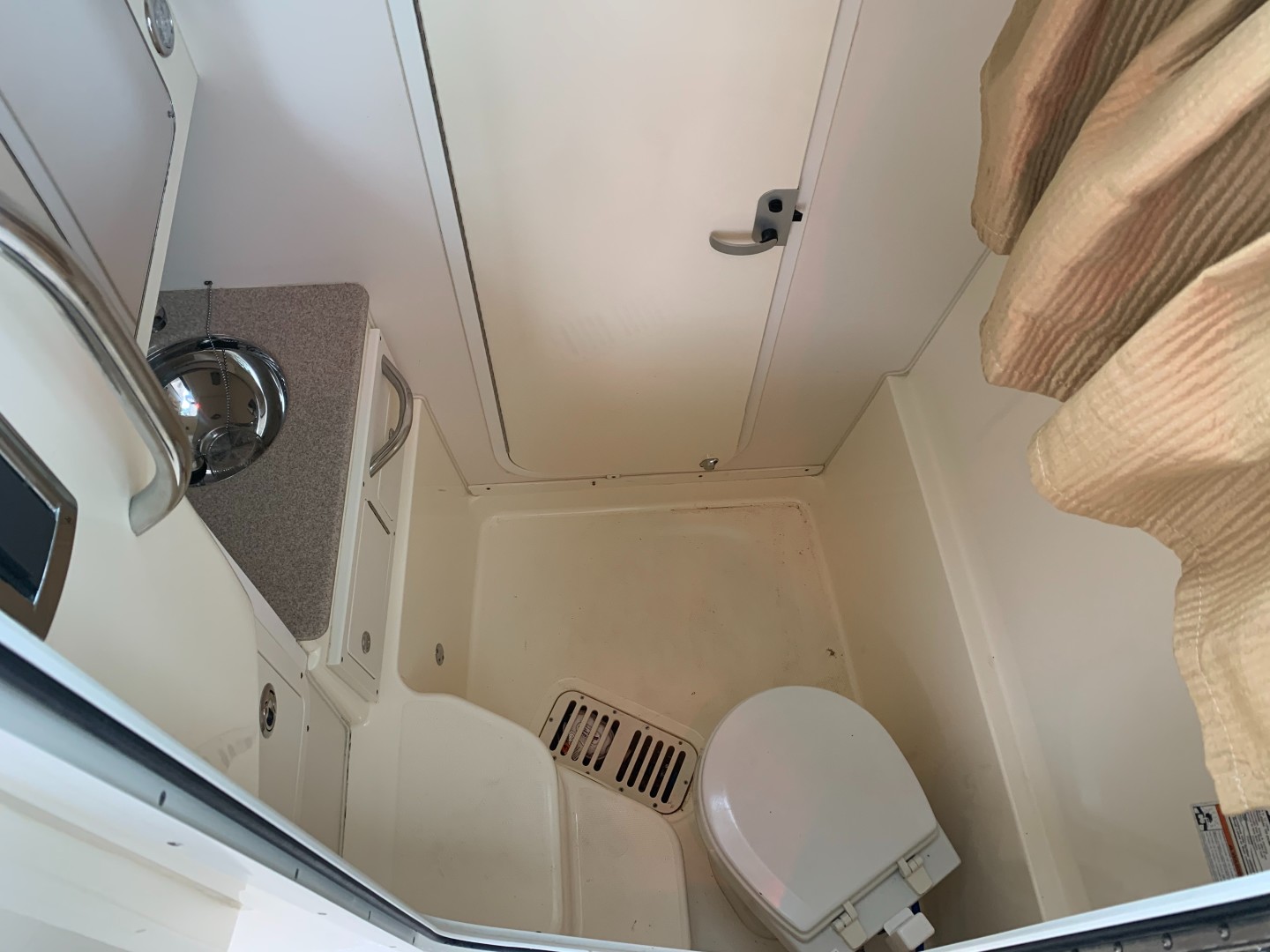 2015 World Cat 320 EC - Image 22