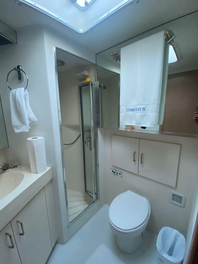 1994 Hatteras 70 Cockpit Motor Yacht - Image 44