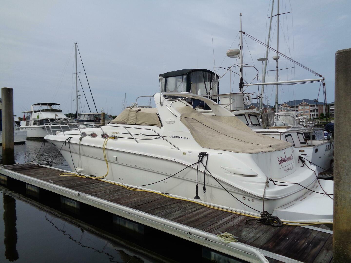 1997 Sea Ray 370 Sundancer - Image 4