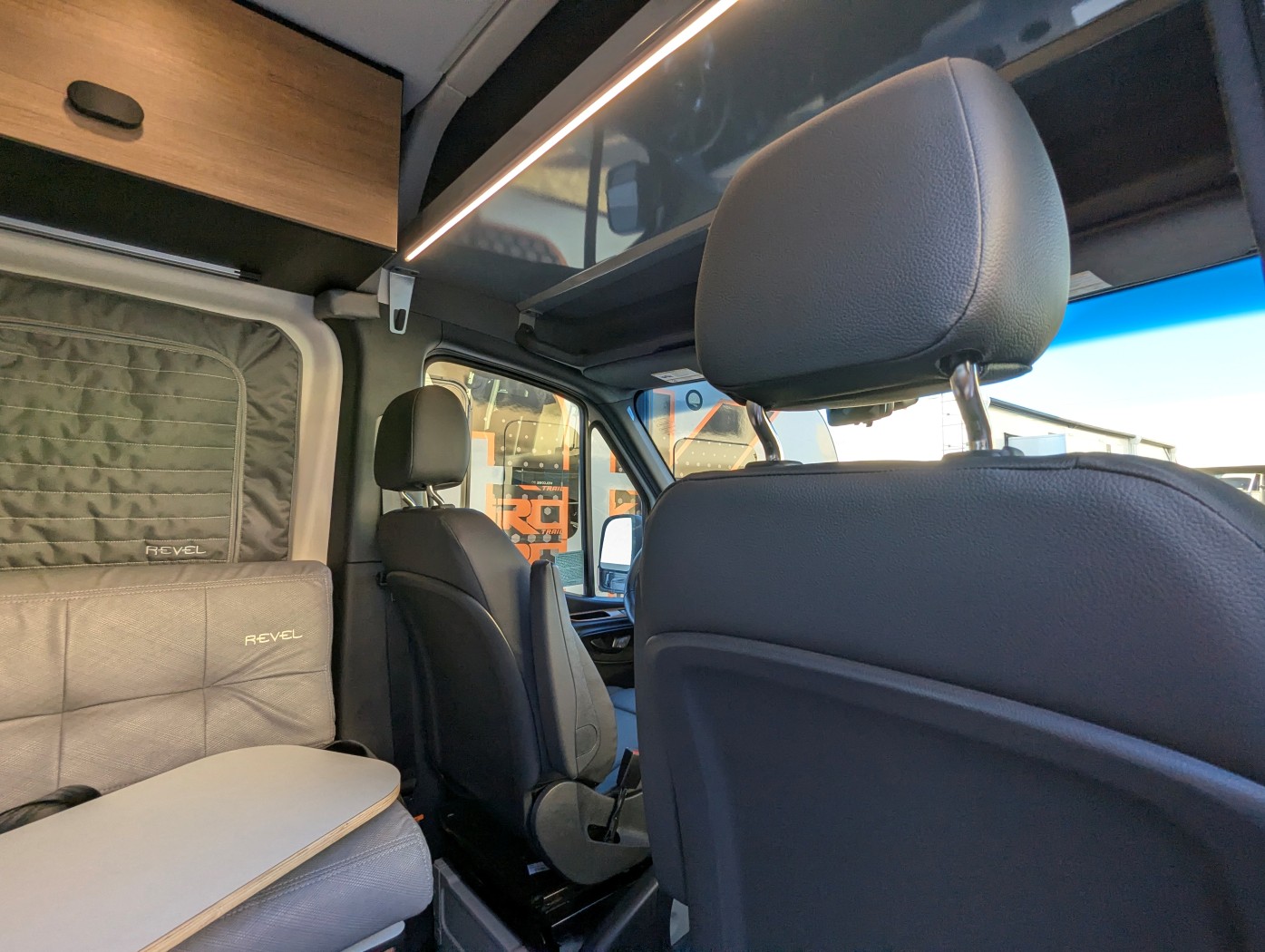 2026 Winnebago Revel 44EC - ATH Edition - Image 19