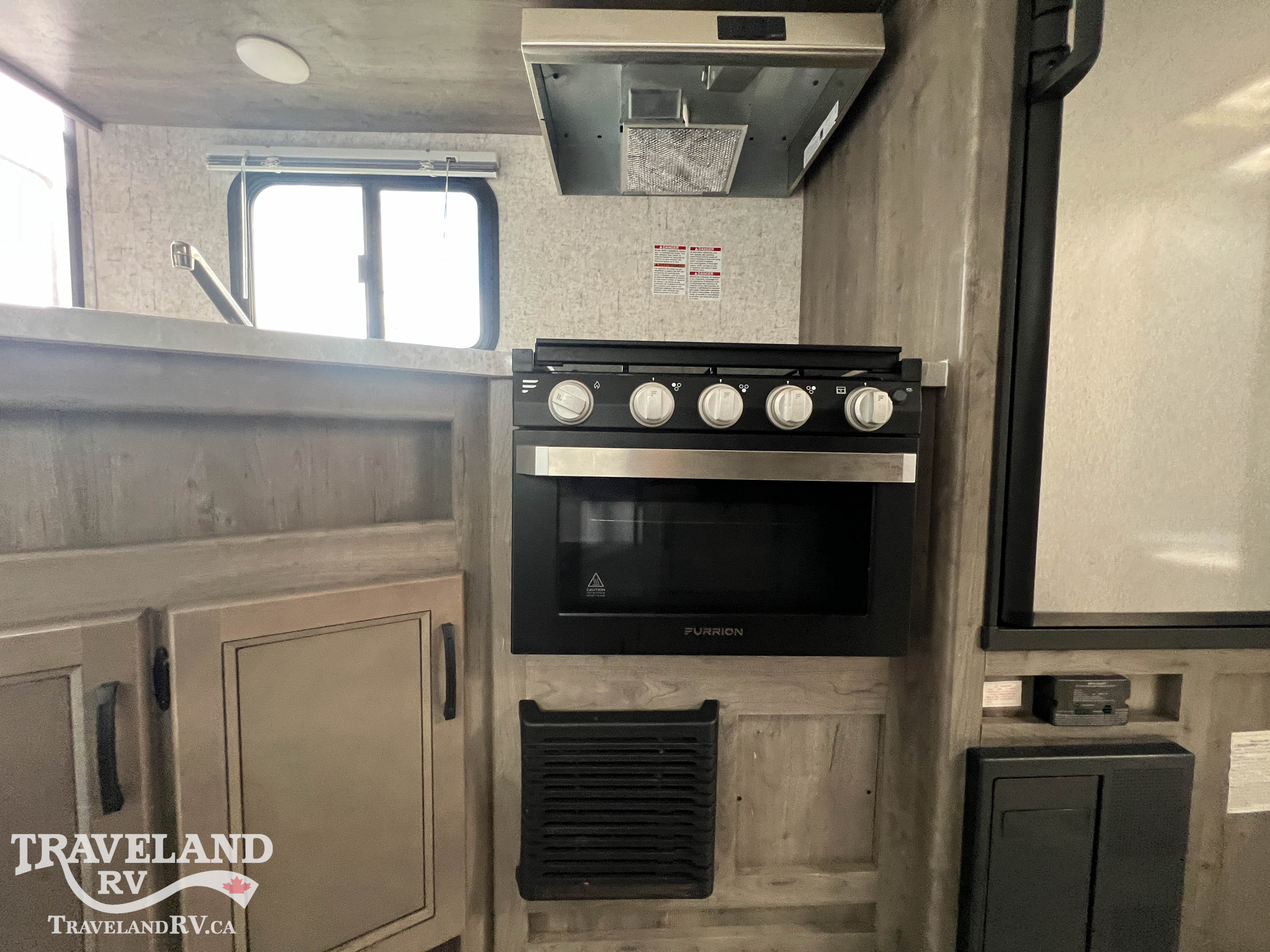 2020 COACHMEN APEX NANO 245BHS - Image 17