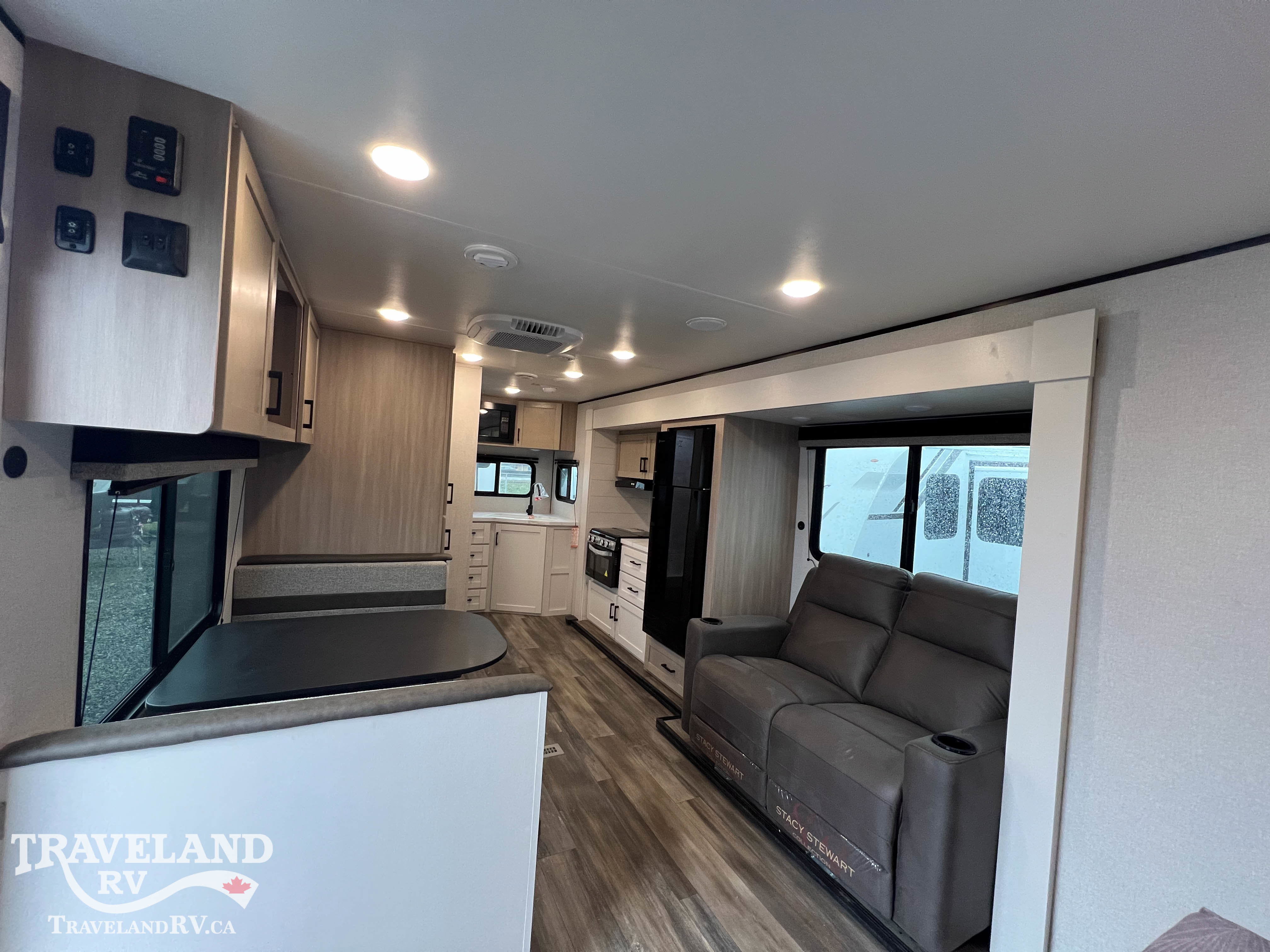 2026 Highland Ridge Colt 22MDS - Image 6