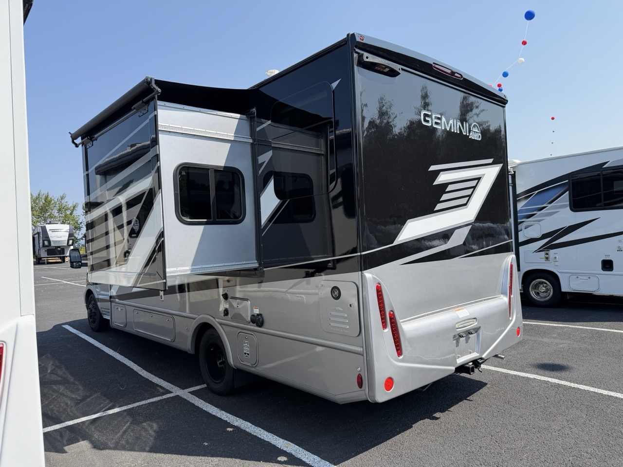 2026 Thor Motor Coach Gemini AWD 24JG - Image 2
