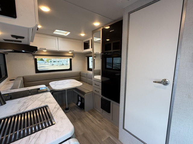 2026 Thor Motor Coach GENEVA 19VT - Image 9
