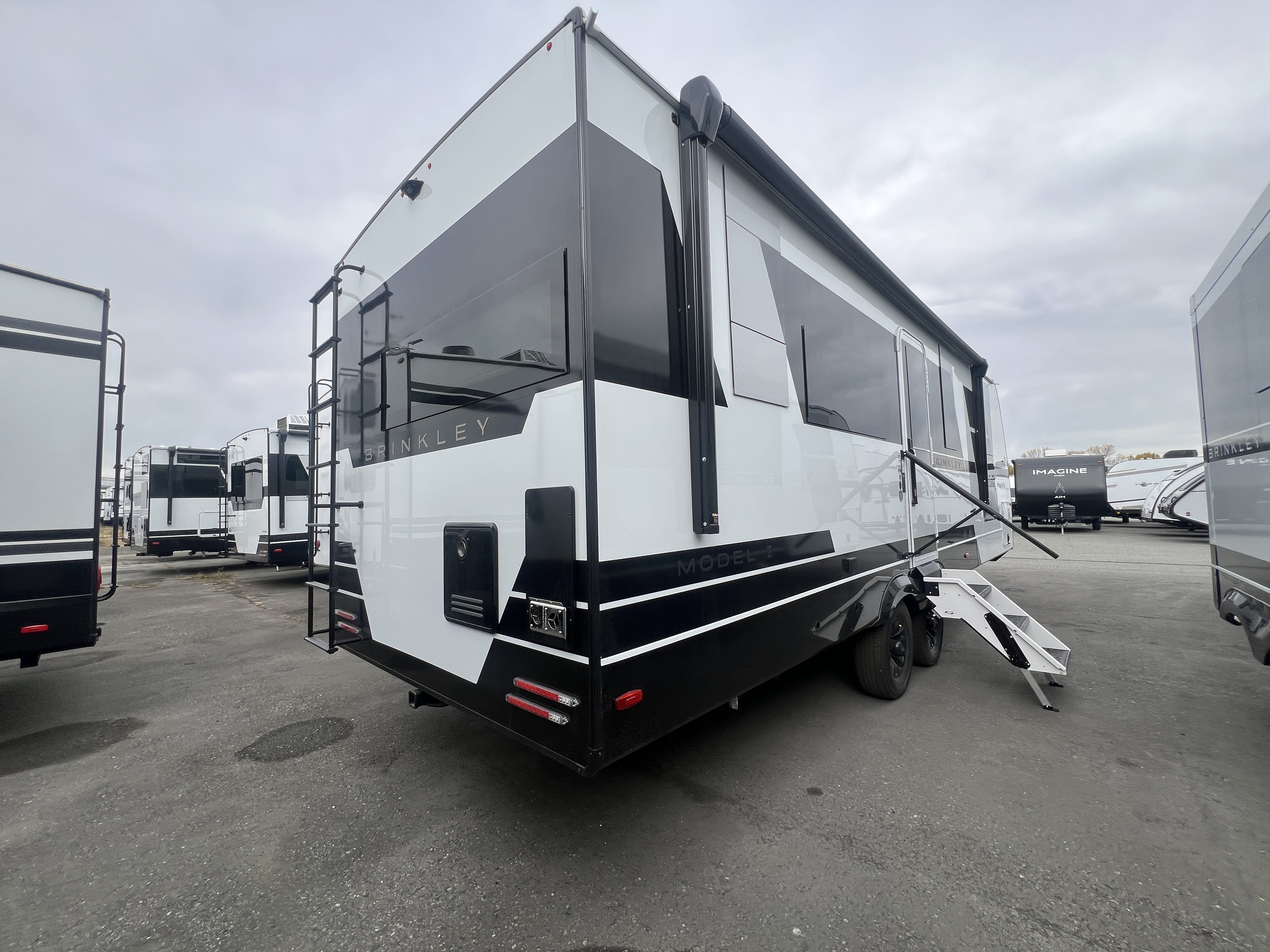 2026 Brinkley RV Model I 275 - Image 6