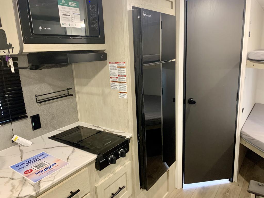 2026 COACHMEN 180DBL - Image 18