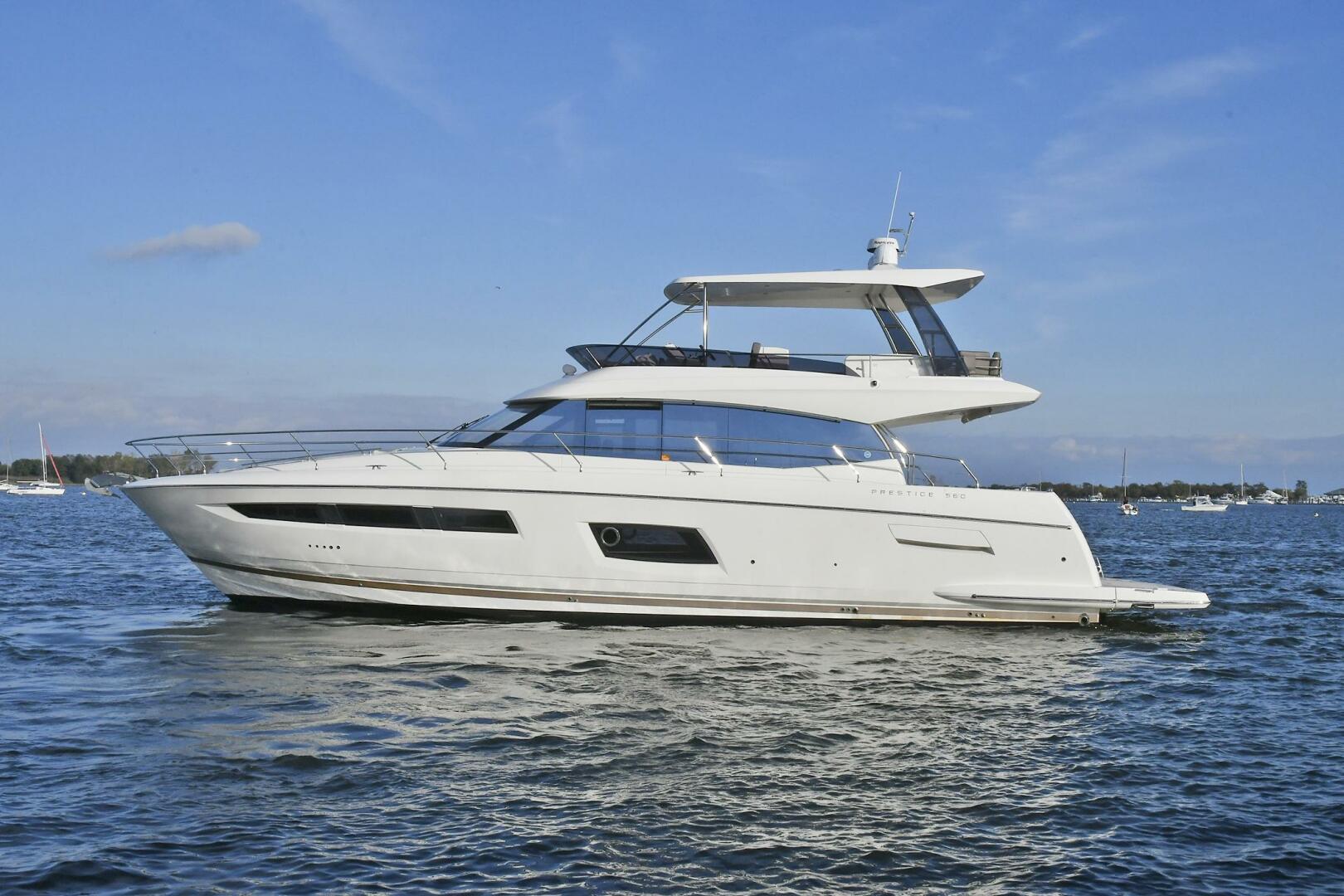 2018 Prestige 560 Fly - Image 2
