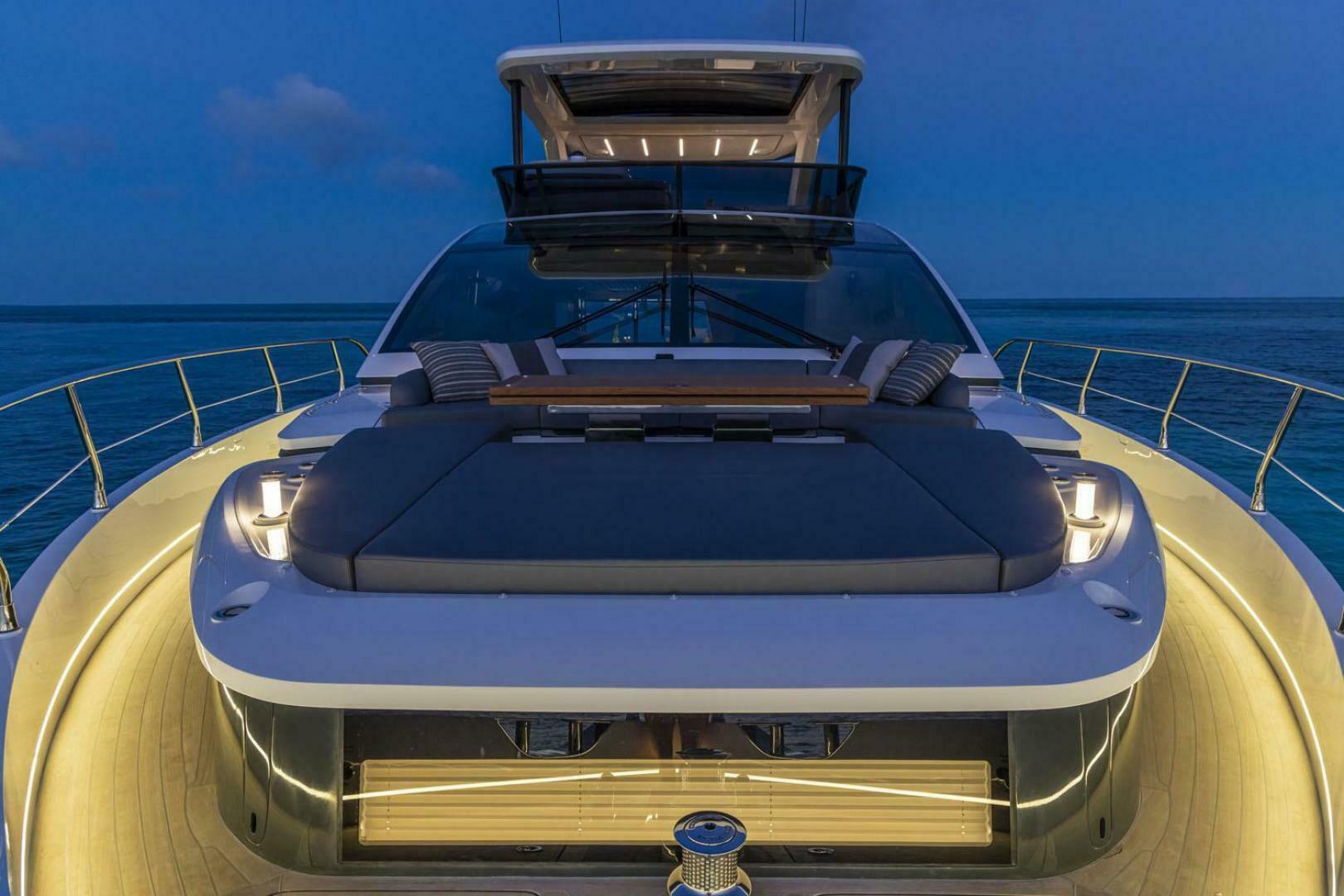 2023 Pearl 72 - Image 28