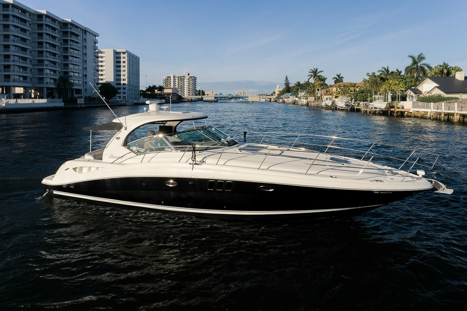 2008 Sea Ray 44 Sundancer - Image 1